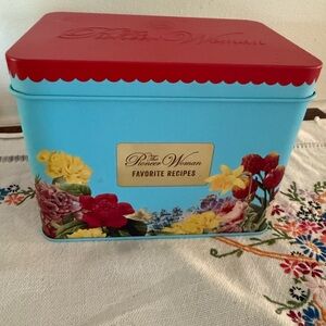 The Pioneer Woman Red and Blue Floral Recipe Box